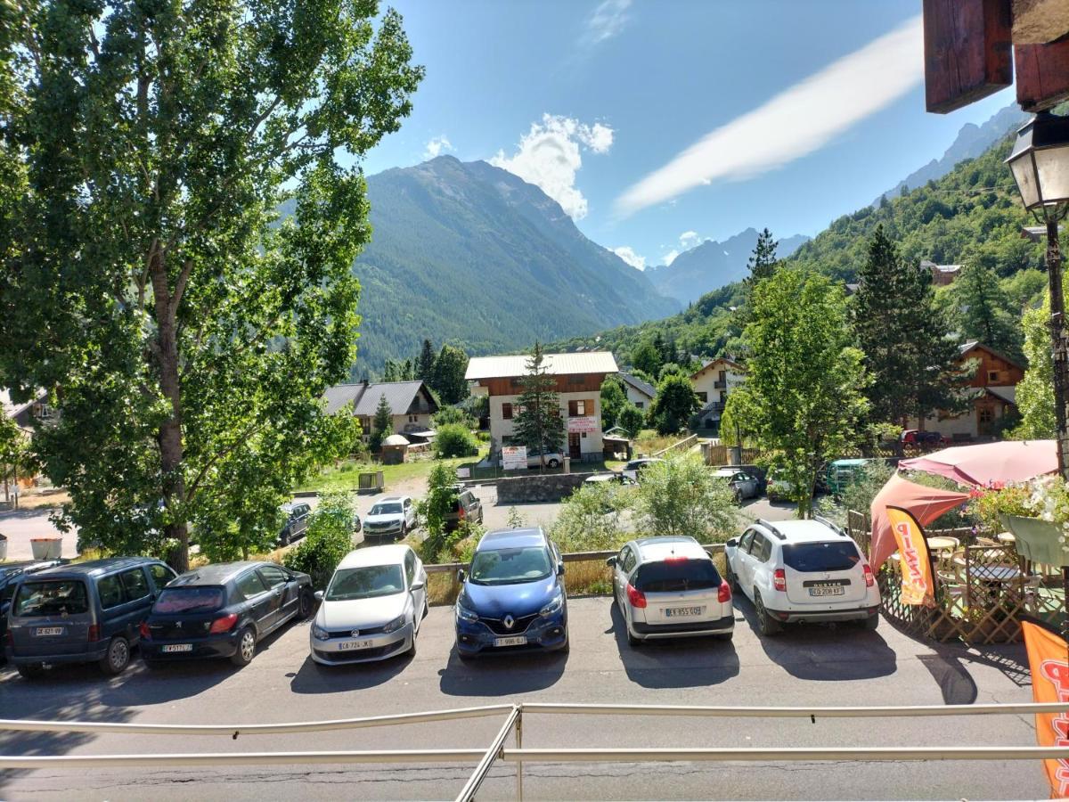 Chambre Triple Avec Salle De Bains Privative 3 Vallouise Zewnętrze zdjęcie